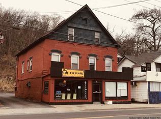 29 N Main St, Ellenville, NY 12428