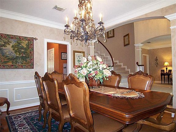 5th image of 2303 New South Wales Ct
