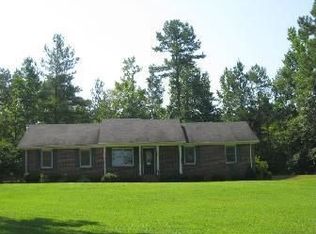 878 Hammett Rd, Lagrange, GA 30241