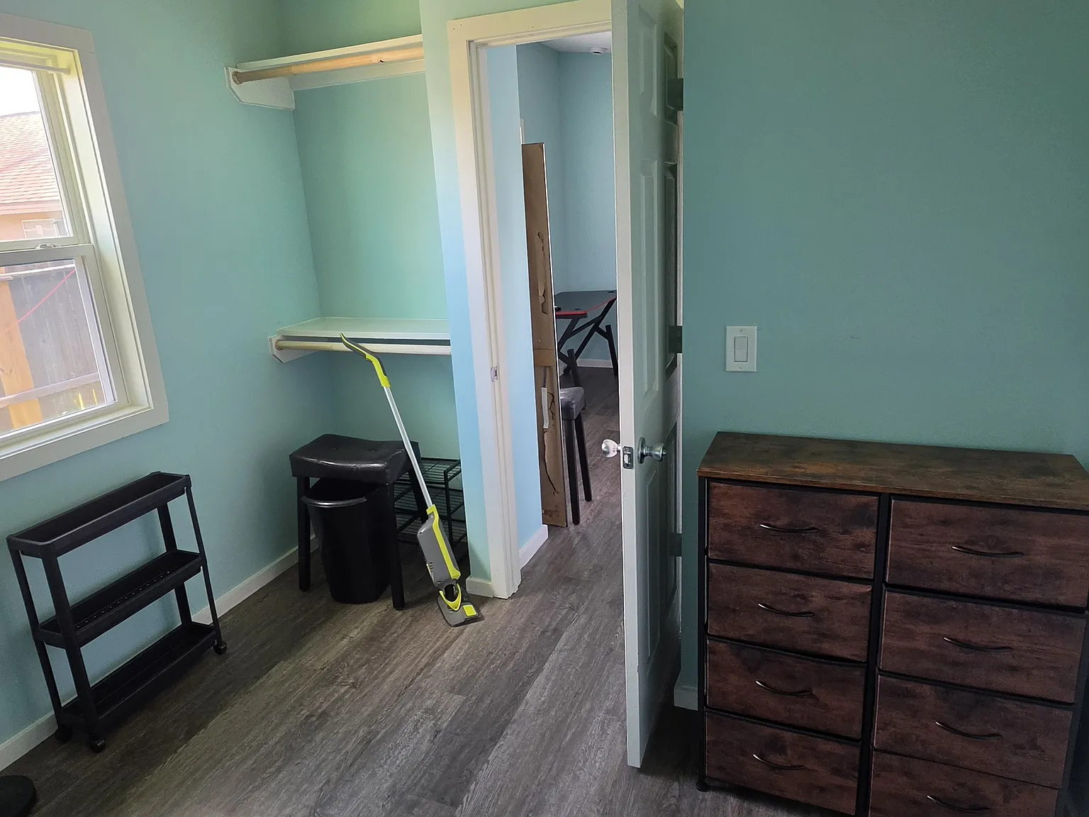 1 bed, $1,000 — Photo 4