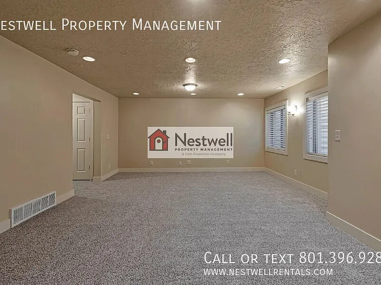 1327 E Urbandale Ln — Photo 22