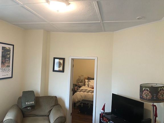 4th image of 70-72 Monmouth St #1A