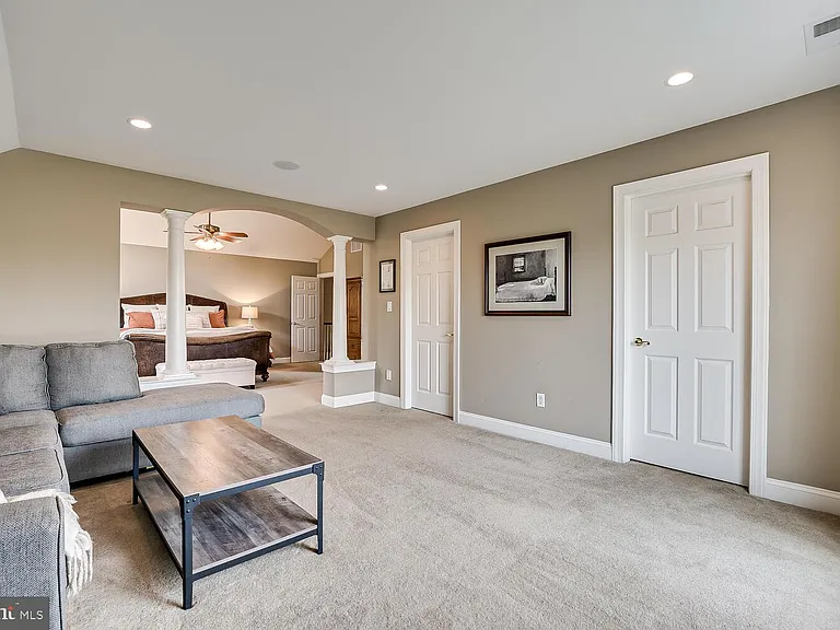 5 Erin Ct — Photo 15
