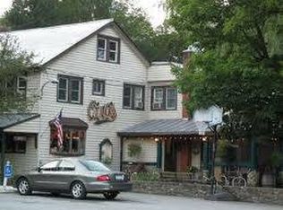 1439 Lake Ave, Lake Luzerne, NY 12846