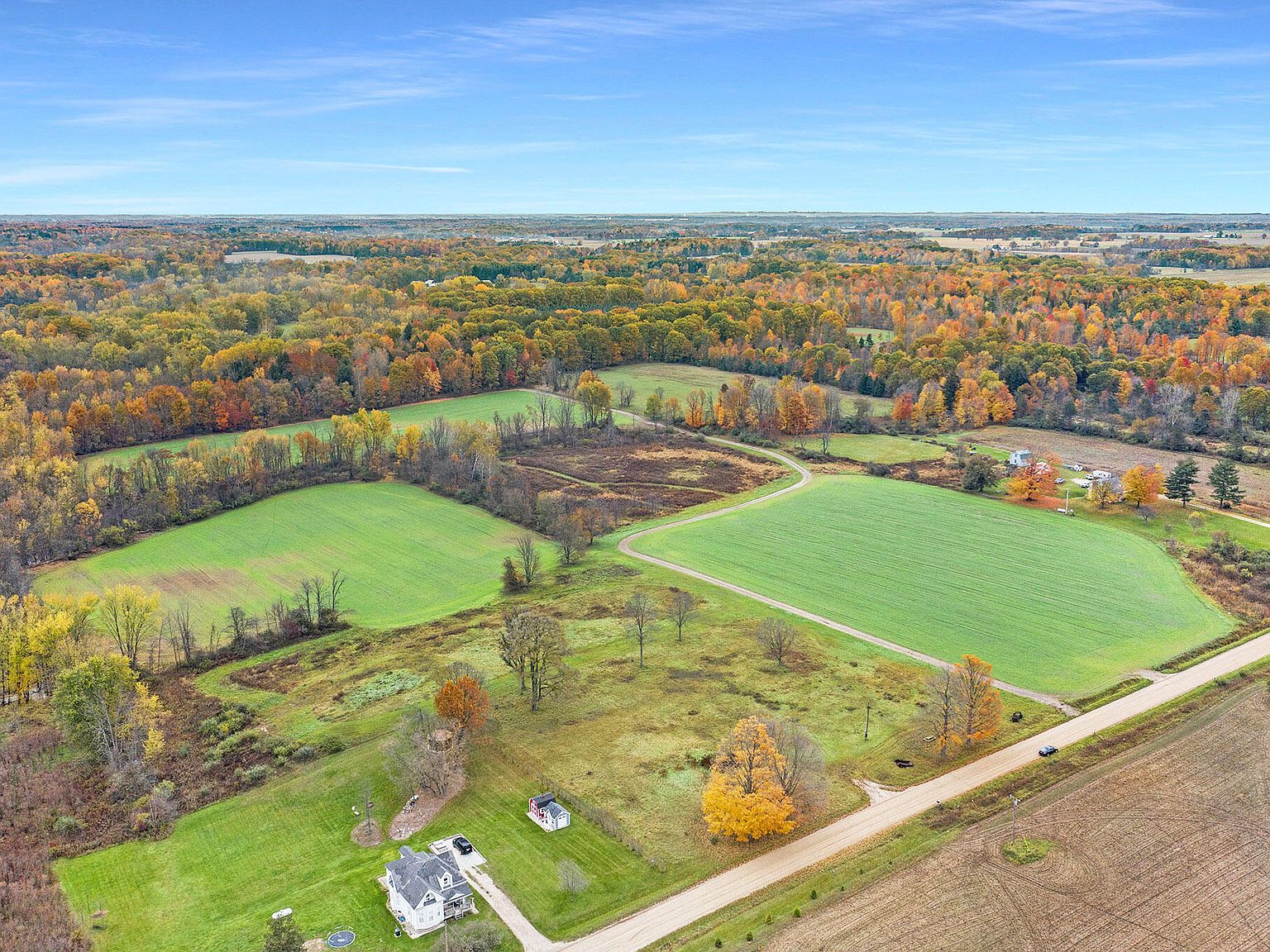 10341 State Rd, Nunica, MI 49448 | Zillow