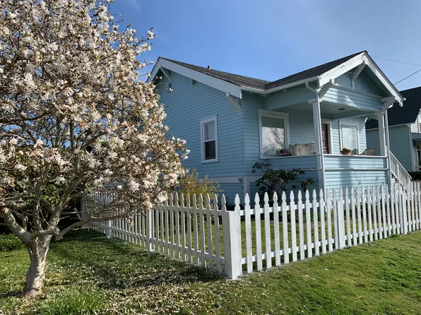 850 Elrod Ave #1, Coos Bay, OR 97420