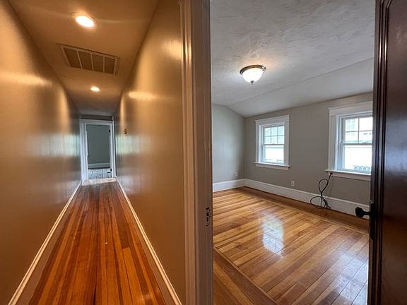 5th image of 20-22 Hilltop Ave #2