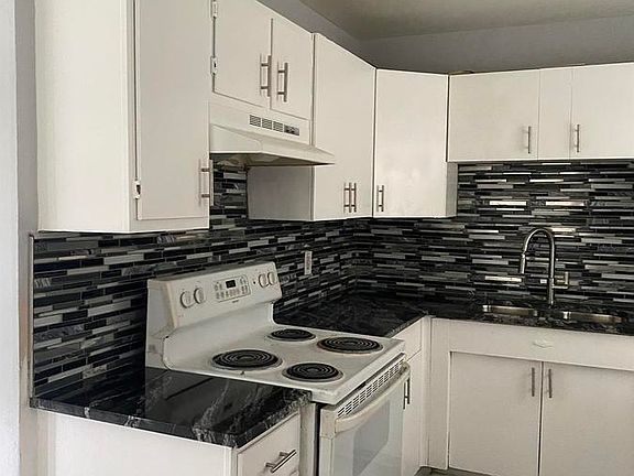 5th image of 4501 Lister Ave
