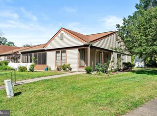 668 Farrington Ct, Manchester Township, NJ 08759