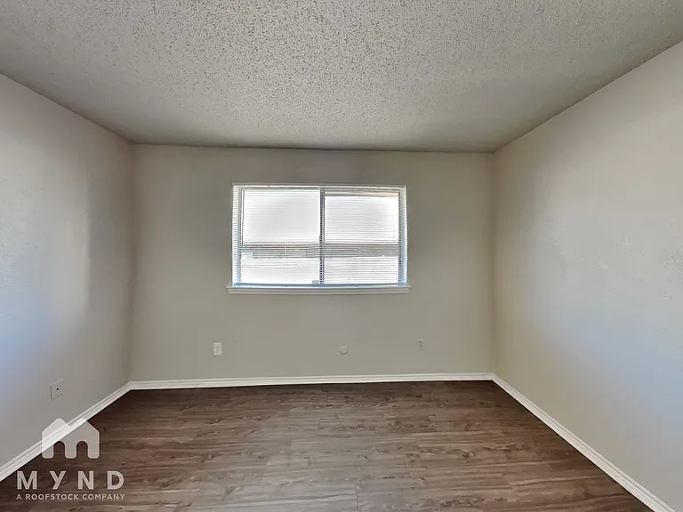 11835 Garden Terrace Dr — Photo 7