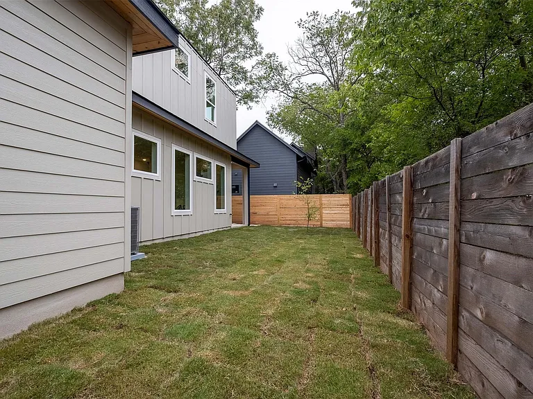 4513 S 3rd St #2 — Photo 29