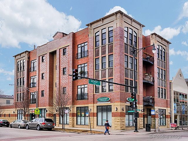 1st image of 3156 N Paulina St #4