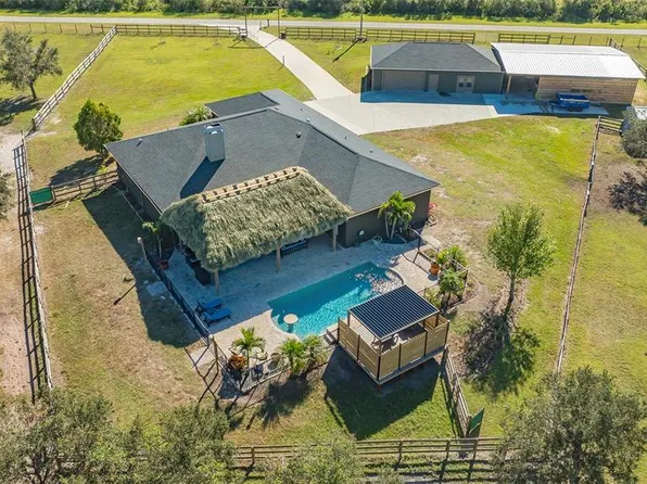 25205 67th Ave E, Myakka City, FL 34251