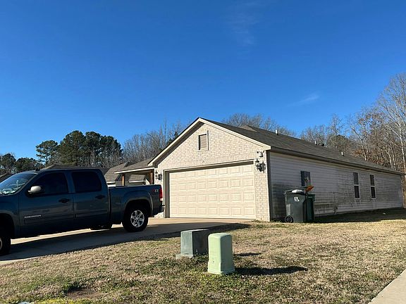 2nd image of 26 Big Bend Dr