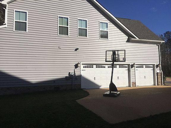 3rd image of 22317 Lake Forrest Cir