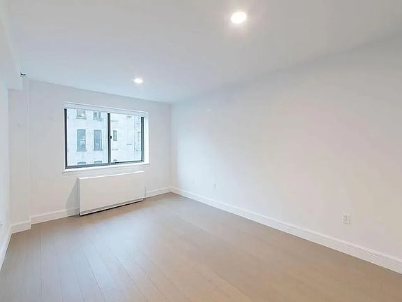 2nd image of 311 W 50th St APT 7E