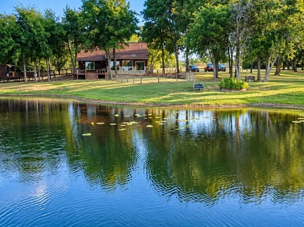 17311 E Highway 82, Honey Grove, TX 75446