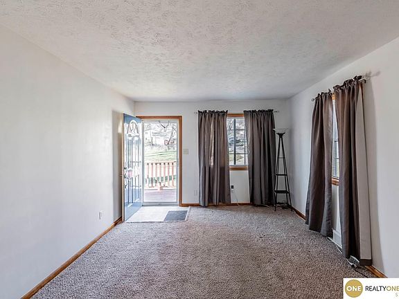 4th image of 5215 S 51st Ave
