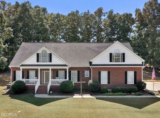 521 Barhams Ridge Dr, McDonough, GA 30252