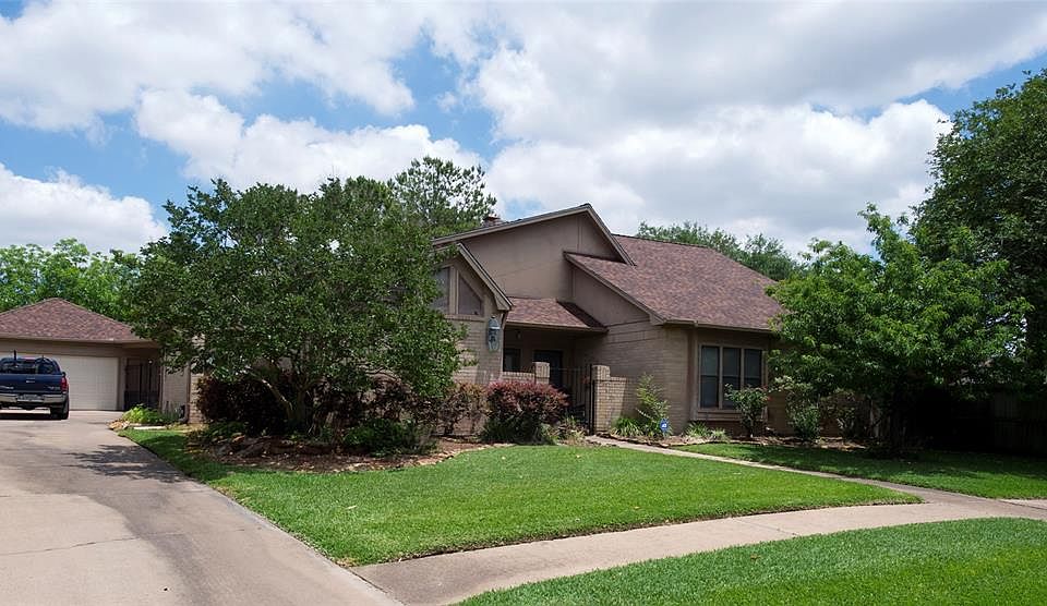 1st image of 2515 Hodges Bend Cir