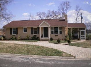 628 Chamberlain Ln, Salem, VA 24153