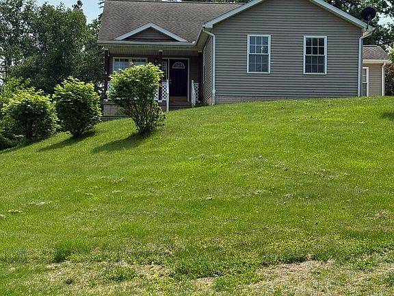 2nd image of 12 Picardy Pl