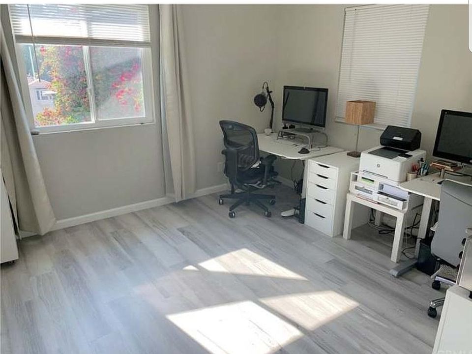 2nd image of 1147 Van Pelt Ave #2