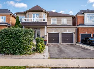 13 Cassinway Rd, Brampton, ON L6R 3M4