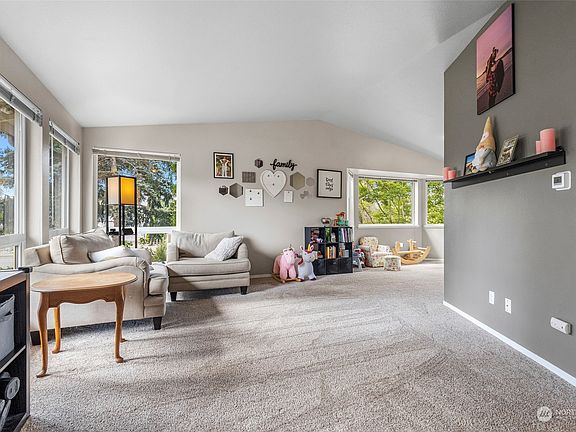 4th image of 531 NW Mizzen Drive
