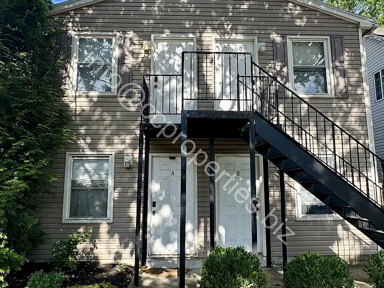 269 S Monroe Ave #C — Photo 3