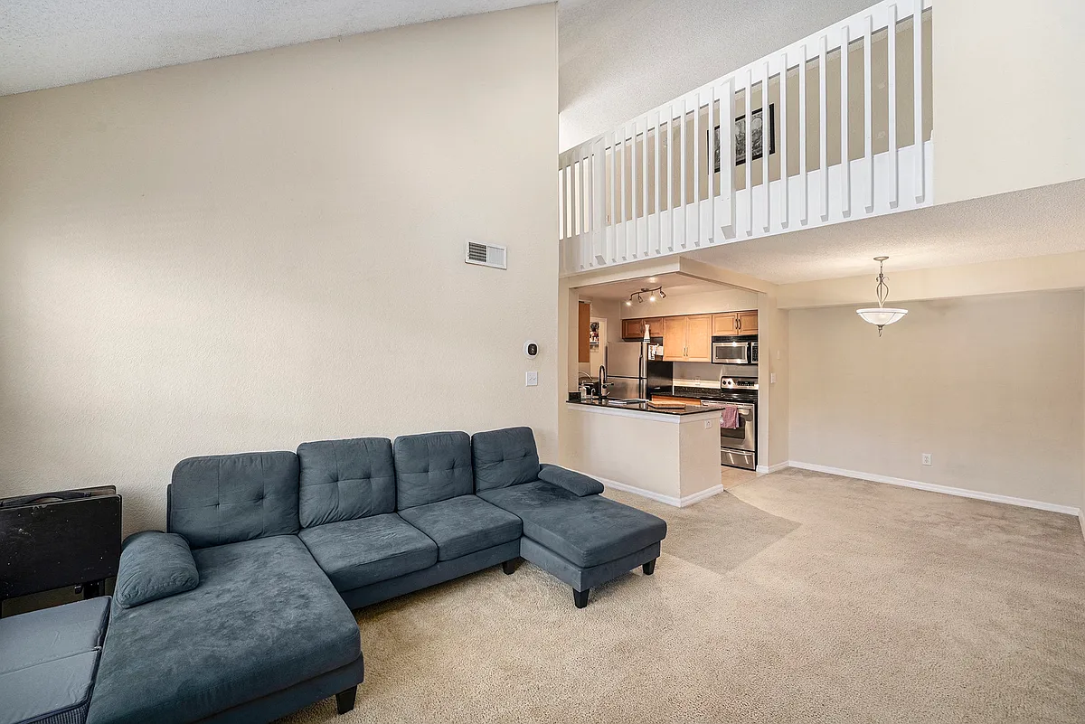 Building Photo - 3270 Haviland Ct #301