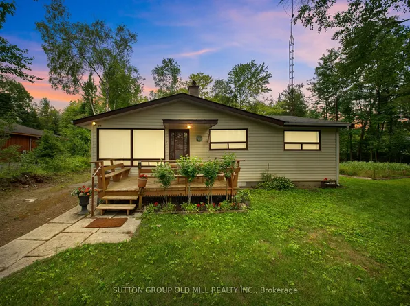 42 55th St S, Wasaga Beach, ON L9Z 1W9