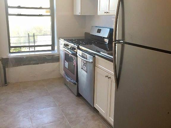 2nd image of 91 E 208th St APT 1D