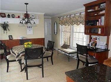 4th image of 1410 Highview Dr