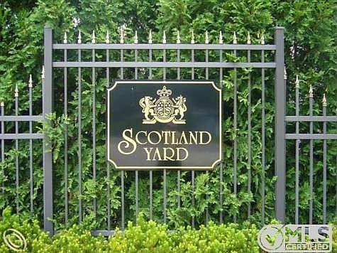 Scotland Yard Sign.JPG