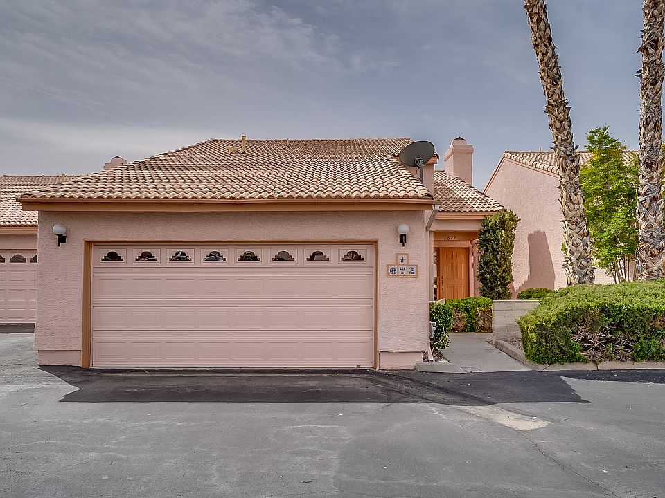 1st image of 672 Cervantes Dr