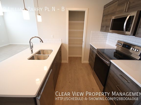 5th image of 710 Lillian Parry Pl N #B