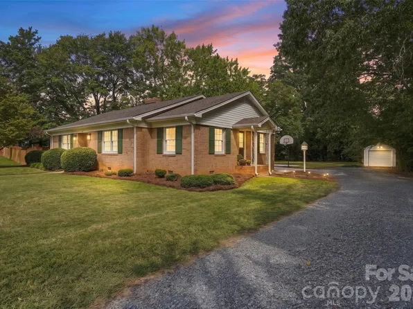 605 Roberts St, Monroe, NC 28112