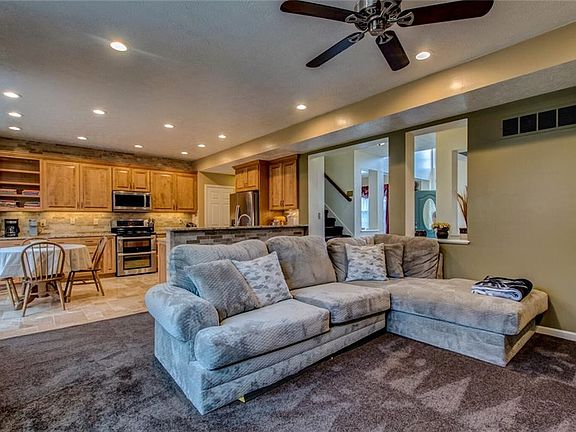 4th image of 68 E Stargrass Dr