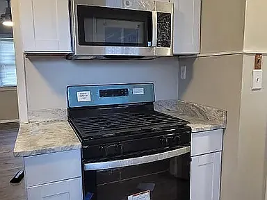 419 Bethune Dr — Photo 5