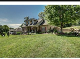100 Cedar Brook Ct, Kingsport, TN 37664