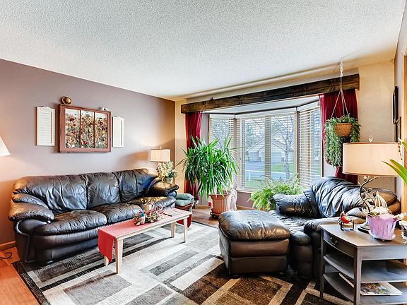 5th image of 13947 Eidelweiss St NW