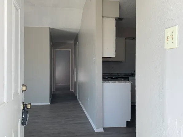 6114 W Mount Houston Rd #C, Houston, TX 77088