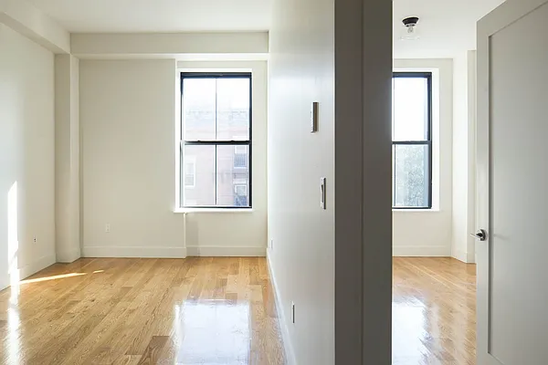 Rented by Nooklyn NYC LLC | media 99