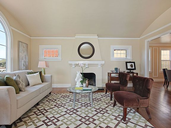 3rd image of 31 Miraloma Dr