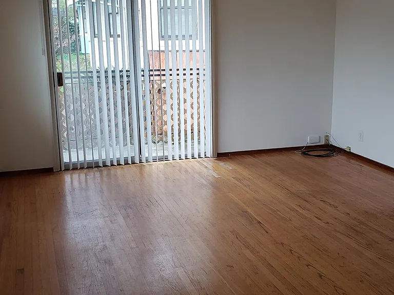 1726 Lincoln St #3 — Photo 4
