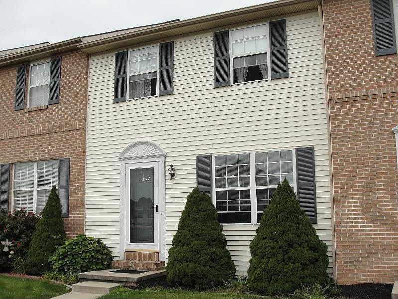 2nd image of 257 Greenland Dr