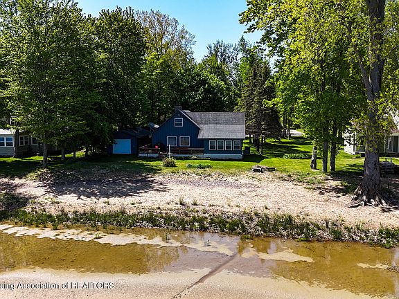 5th image of 6215 Lakeview Dr