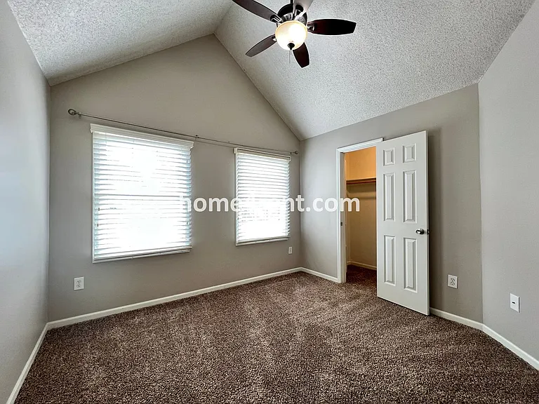 14068 W 147th Pl — Photo 36