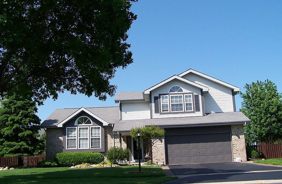 1st image of 8100 W Ryeland Dr